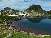 36 Laghetto dei Tre Pizzi (2116 m)